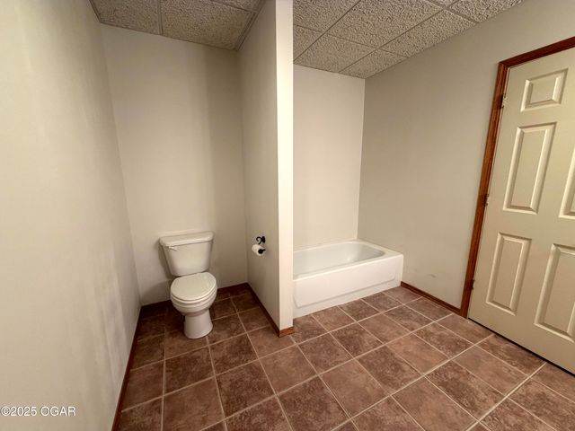 503 Soaring Hawk Drive, Joplin, MO 64801