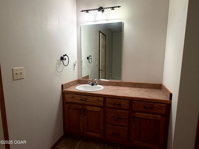 503 Soaring Hawk Drive, Joplin, MO 64801