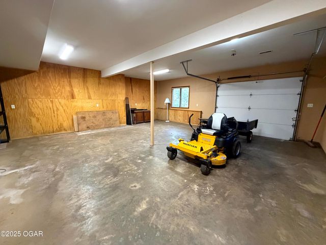 503 Soaring Hawk Drive, Joplin, MO 64801