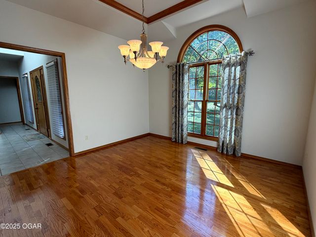 503 Soaring Hawk Drive, Joplin, MO 64801