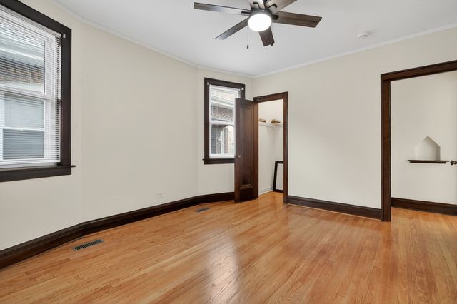 6136 W Fletcher Street, Chicago, IL 60634