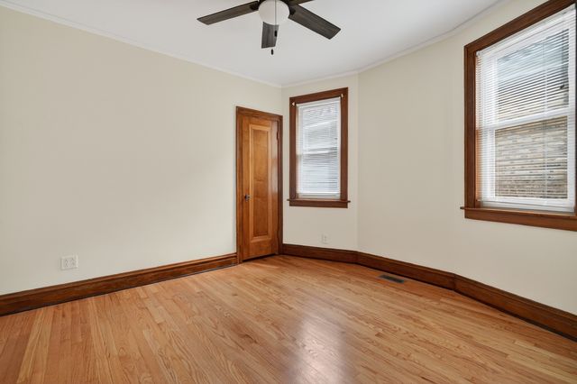 6136 W Fletcher Street, Chicago, IL 60634