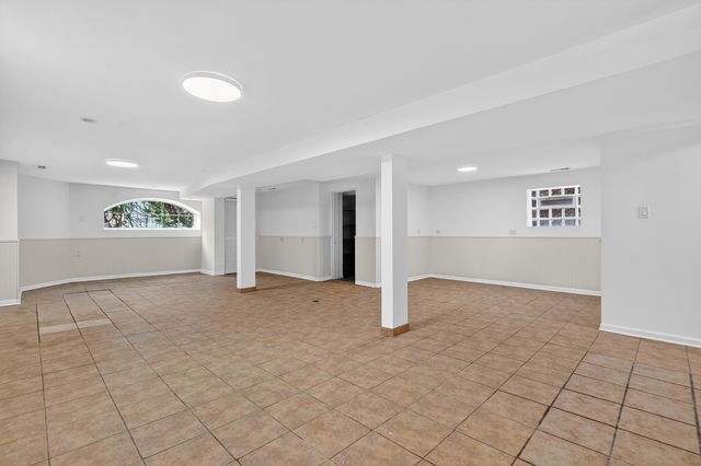 6136 W Fletcher Street, Chicago, IL 60634