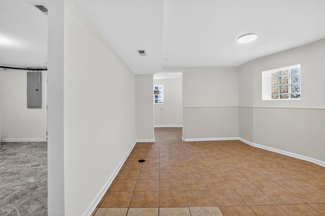 6136 W Fletcher Street, Chicago, IL 60634