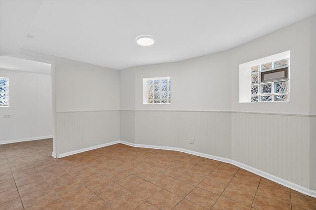 6136 W Fletcher Street, Chicago, IL 60634