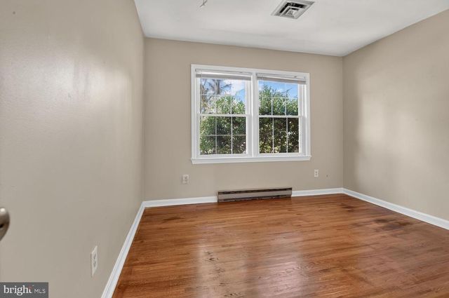 3409 BEVERLY DR, Annandale, VA 22003