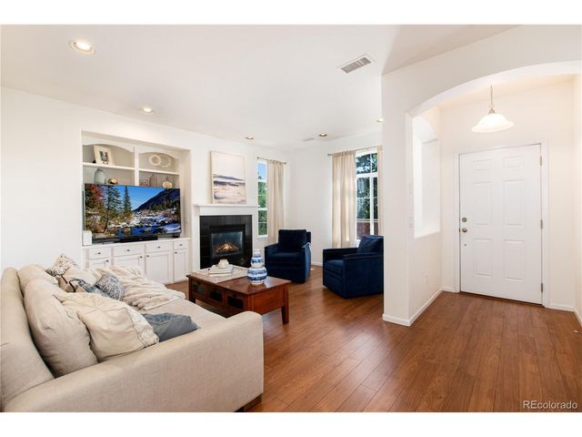 601 W Burgundy St B, Highlands Ranch, CO 80129