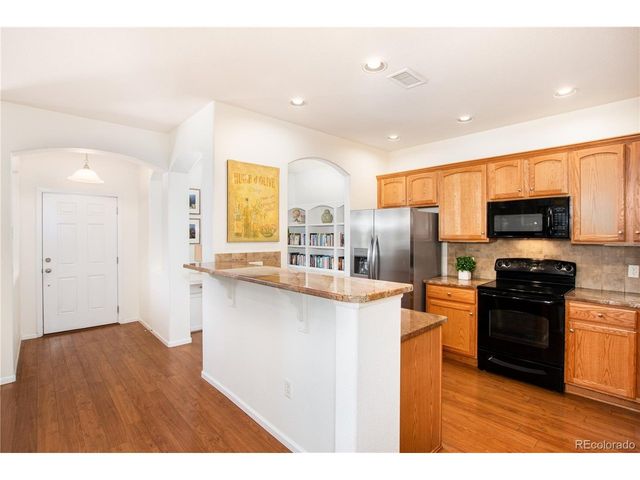 601 W Burgundy St B, Highlands Ranch, CO 80129