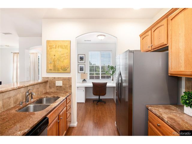 601 W Burgundy St B, Highlands Ranch, CO 80129