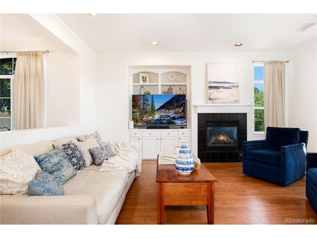 601 W Burgundy St B, Highlands Ranch, CO 80129