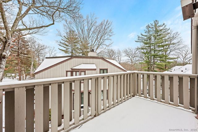 9 Talcott Ridge Road A4, Farmington, CT 06032