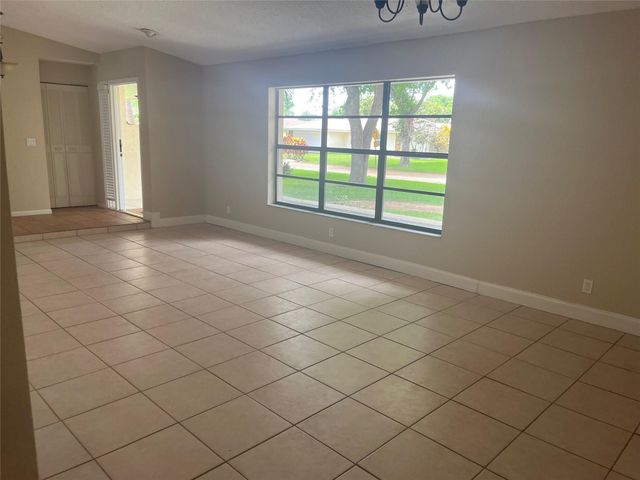 10734 NW 17TH Manor, Coral Springs, FL 33071