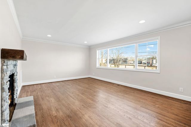 1801 Pleasantburg Drive, Greenville, SC 29609