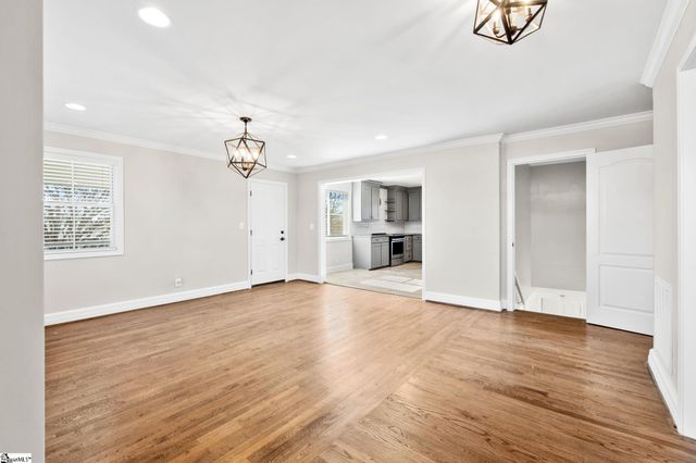 1801 Pleasantburg Drive, Greenville, SC 29609