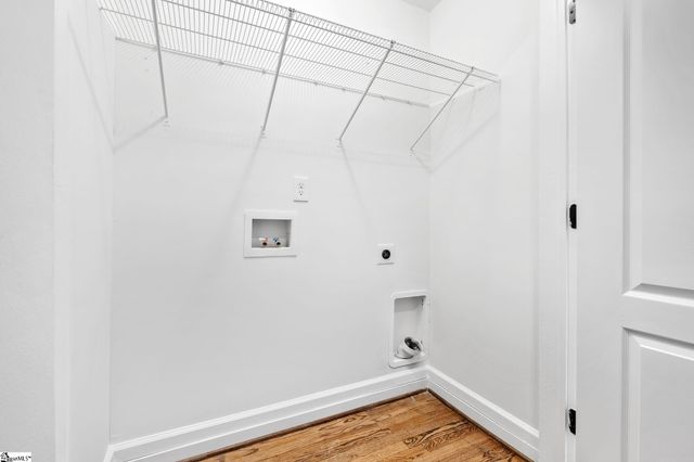 1801 Pleasantburg Drive, Greenville, SC 29609