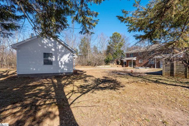 1801 Pleasantburg Drive, Greenville, SC 29609