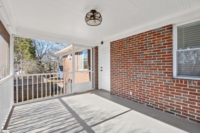 1801 Pleasantburg Drive, Greenville, SC 29609