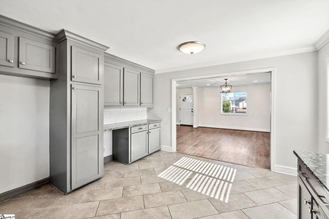 1801 Pleasantburg Drive, Greenville, SC 29609