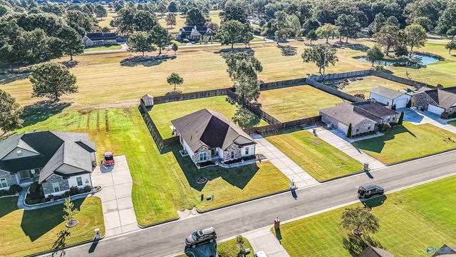 22302 Southern Breeze, Athens, AL 35613