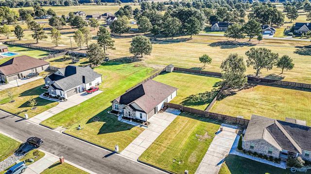 22302 Southern Breeze, Athens, AL 35613