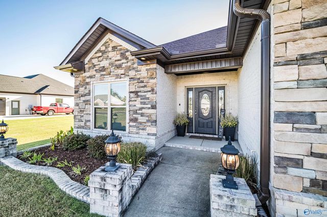 22302 Southern Breeze, Athens, AL 35613