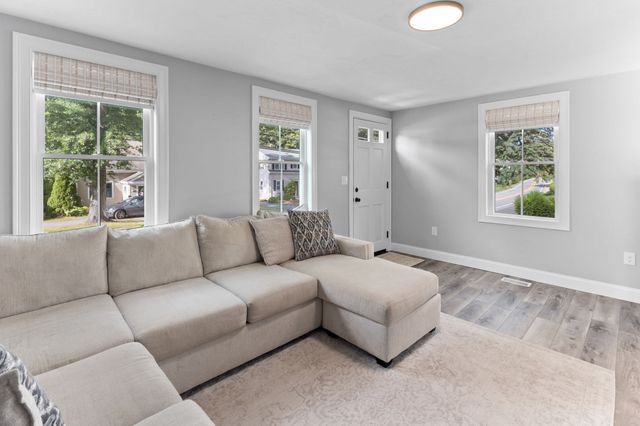 52 Lincoln Street, Easton, MA 02356