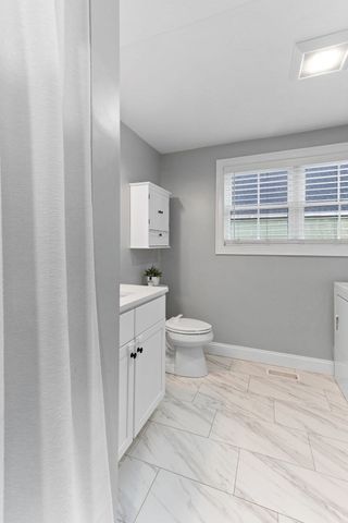 52 Lincoln Street, Easton, MA 02356