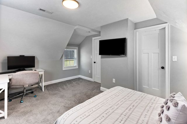 52 Lincoln Street, Easton, MA 02356