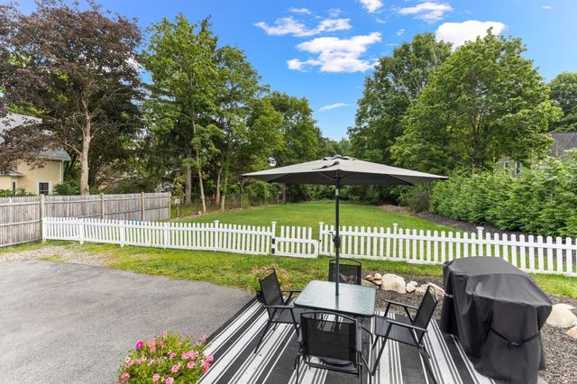 52 Lincoln Street, Easton, MA 02356