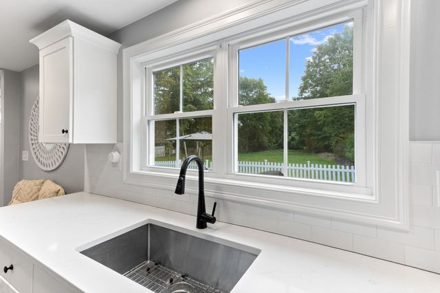 52 Lincoln Street, Easton, MA 02356