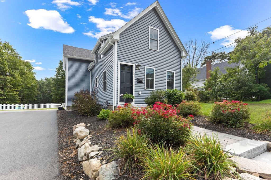 52 Lincoln Street, Easton, MA 02356