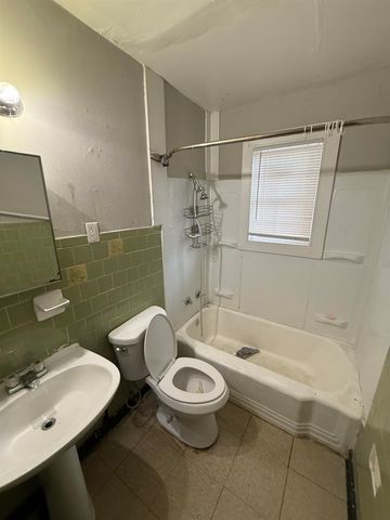 782 FRAYSER DR, Memphis, TN 38127