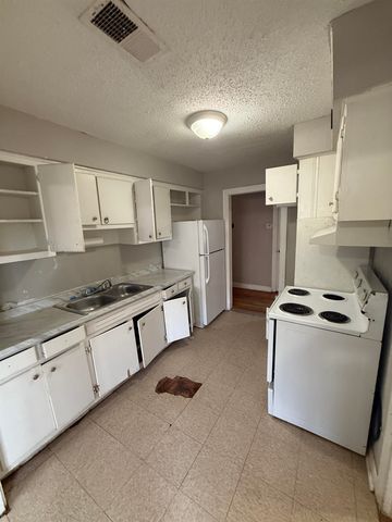 782 FRAYSER DR, Memphis, TN 38127