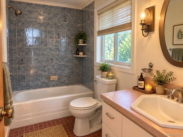 43 Tephanic Avenue, Monroe, NY 10950