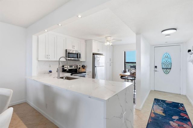 1629 Riverview Road 818, Deerfield Beach, FL 33441