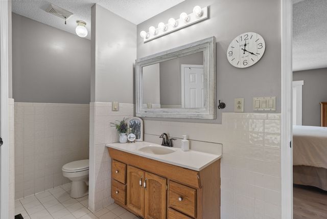 2430 Underwood Rd, Cunningham, TN 37052