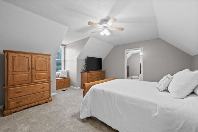 2430 Underwood Rd, Cunningham, TN 37052