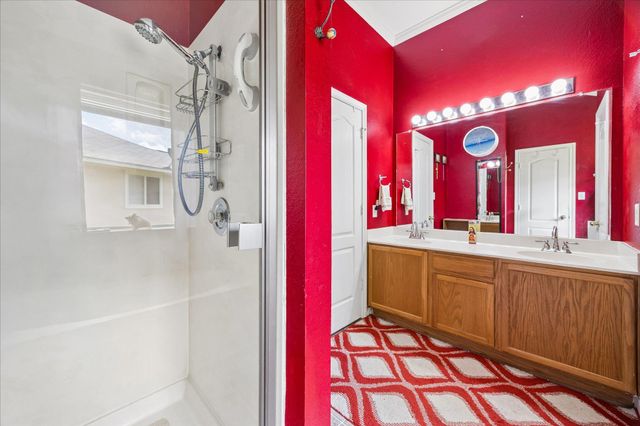111 Finch LN, Georgetown, TX 78626