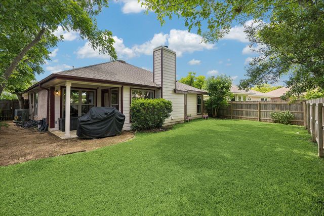111 Finch LN, Georgetown, TX 78626