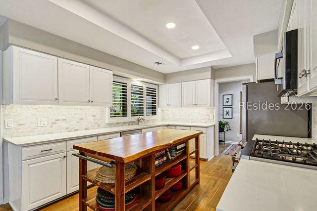 16 Sugar Pine Ln, Hilton Head Island, SC 29926