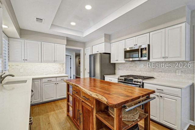 16 Sugar Pine Ln, Hilton Head Island, SC 29926