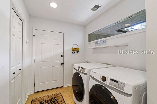 16 Sugar Pine Ln, Hilton Head Island, SC 29926