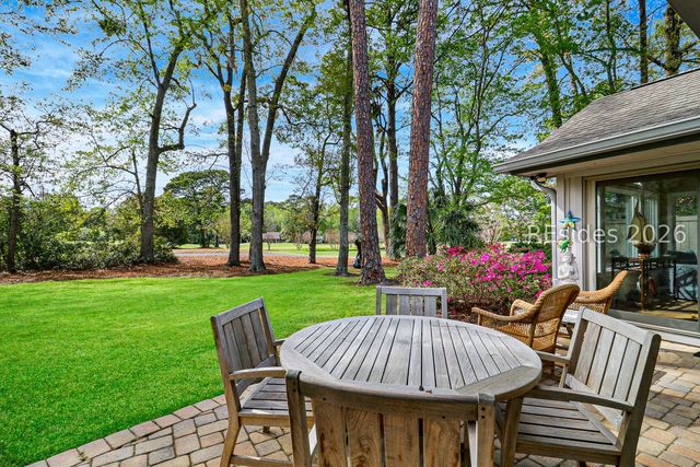16 Sugar Pine Ln, Hilton Head Island, SC 29926