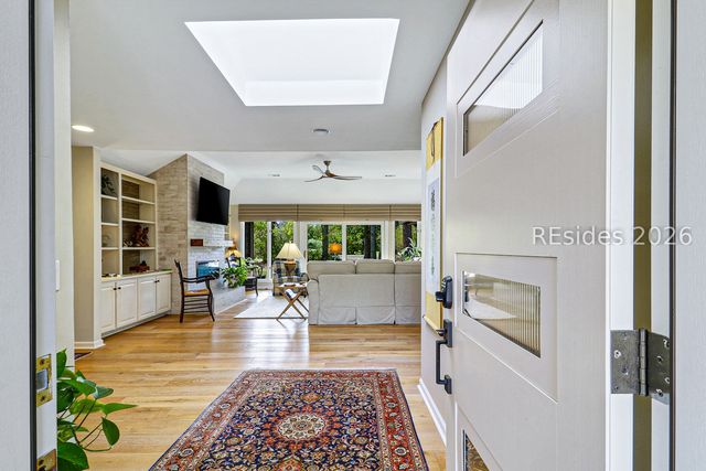 16 Sugar Pine Ln, Hilton Head Island, SC 29926