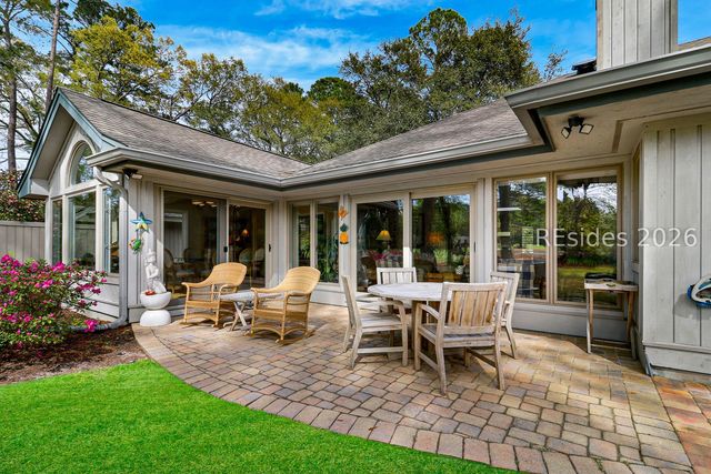 16 Sugar Pine Ln, Hilton Head Island, SC 29926