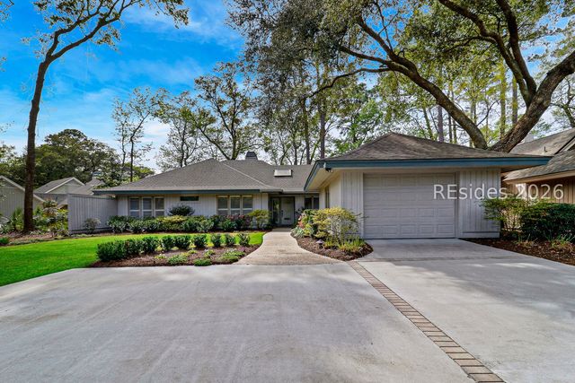 16 Sugar Pine Ln, Hilton Head Island, SC 29926