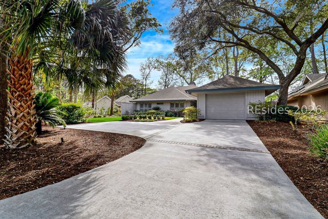 16 Sugar Pine Ln, Hilton Head Island, SC 29926