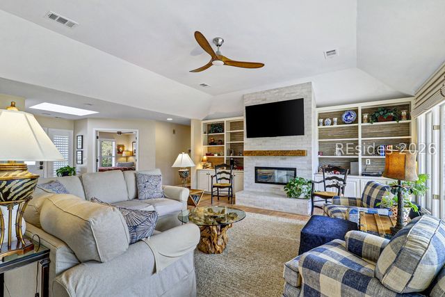 16 Sugar Pine Ln, Hilton Head Island, SC 29926