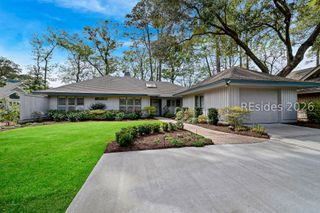 16 Sugar Pine Ln, Hilton Head Island, SC 29926