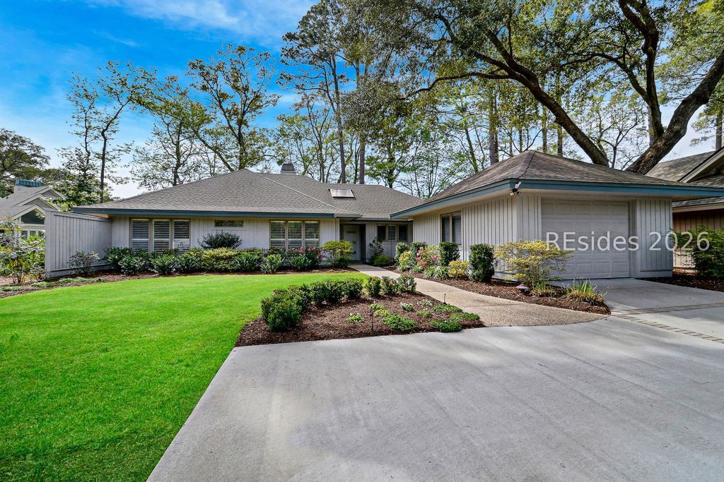 16 Sugar Pine Ln, Hilton Head Island, SC 29926